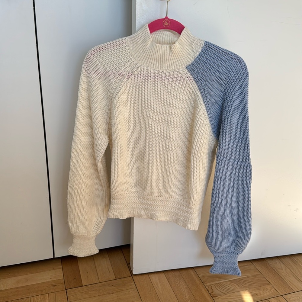 Amo Tahoe Rib Sweater